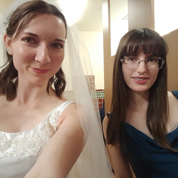 Meet your Posher, Rachael - Picture 3 of 4